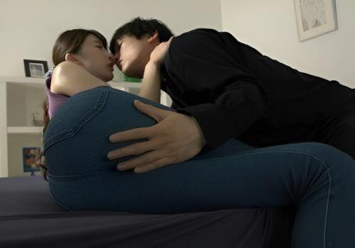 Chuyện tình vụng trộm với cô vợ dáng ngon của sếp